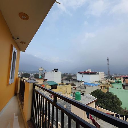 Hotel Suraj Rishīkesh Exterior foto